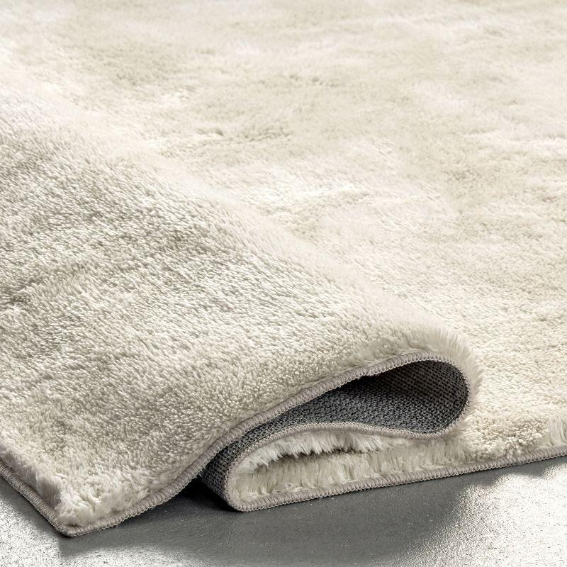 Cream Bliss 6' x 9' Easy-Care Synthetic Shag Rug