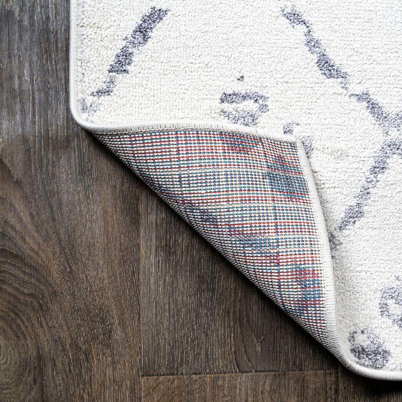 2'x 8' Izil Moroccan Geometric Diamond Runner Rug, White/Light Gray - JONATHAN Y