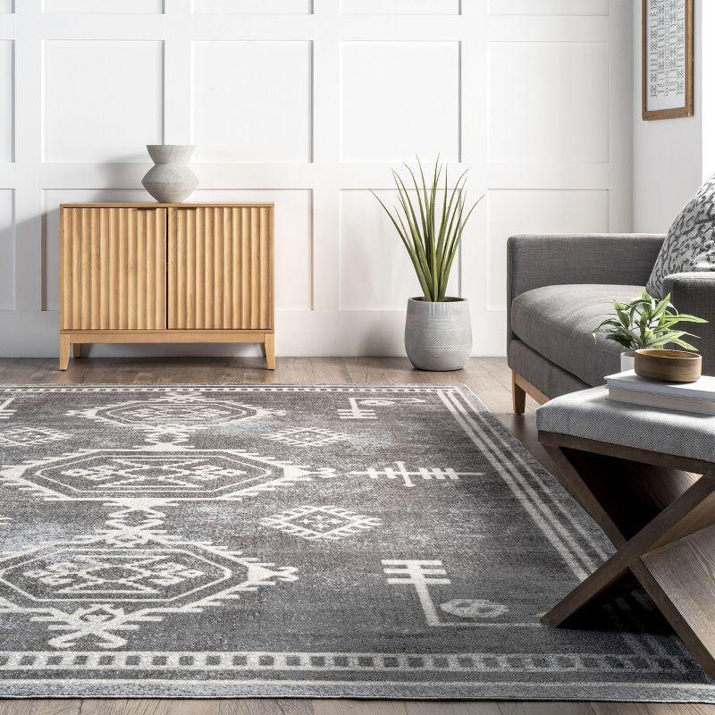 Nuloom Kyleigh Medallion 3x5 Machine Washable Accent Indoor Area Rug for Living Room Bedroom Dining Room Entryway Kitchen, Dark Grey/Ivory