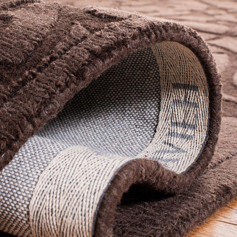 Impressions IM341 Hand Loomed Area Rug - Brown - 6'x9' - Safavieh.