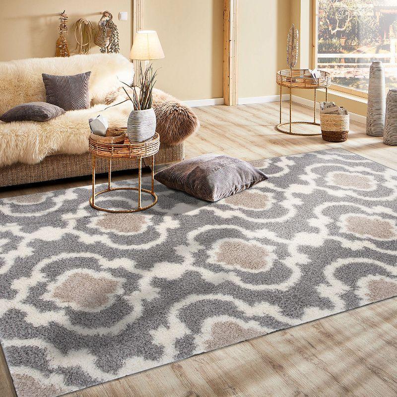 World Rug Gallery Cozy Moroccan Trellis Shag Area Rug - Gray 5'3" x 7'3"