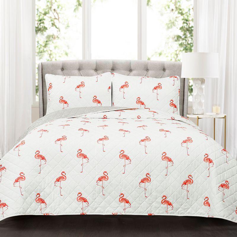 Coral and White Flamingo Print Full/Queen Quilt Set