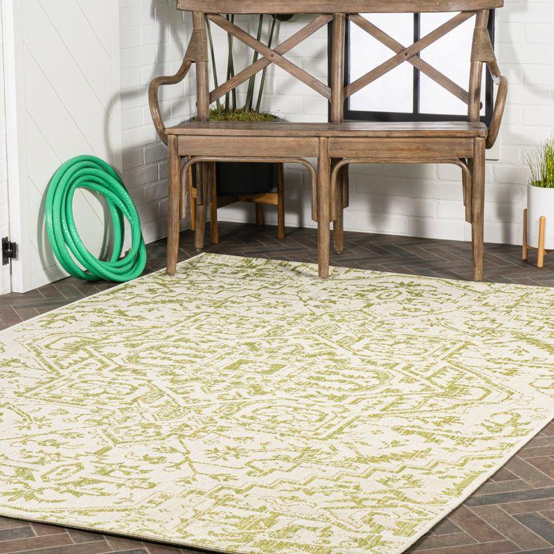 Estrella Bohemian Inspired Medallion Textured Weave Indoor/Outdoor Area Rug - JONATHAN Y