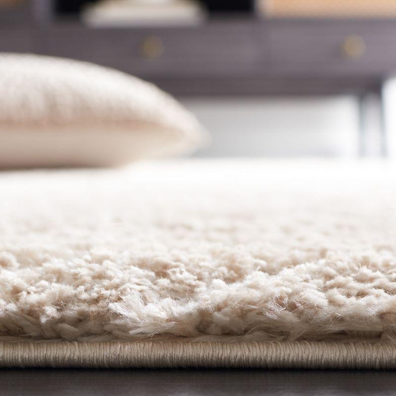 Tahoe Shag THO652 Power Loomed Indoor Area Rug - Beige - 4'x6' - Safavieh