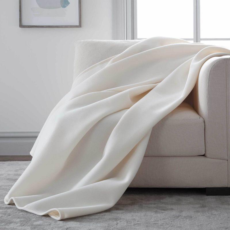 Luxurious King-Sized Ivory Fleece Reversible Blanket