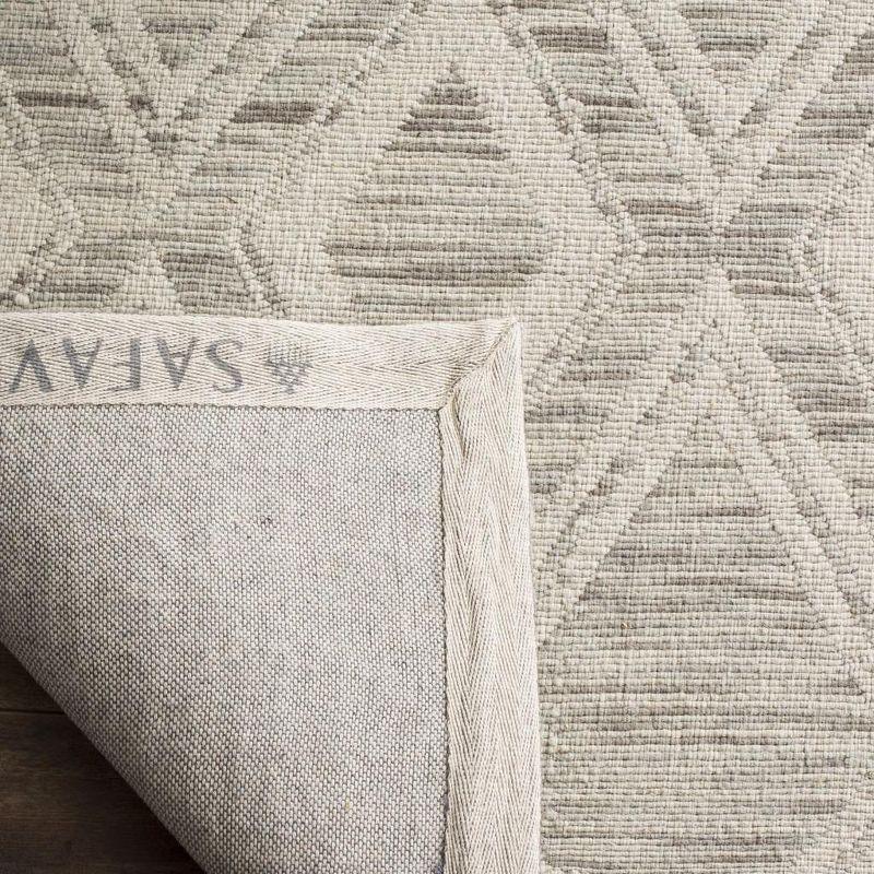 Marbella MRB312 Hand Loomed Indoor Area Rug - Light Brown/Ivory - 8'x10' - Safavieh