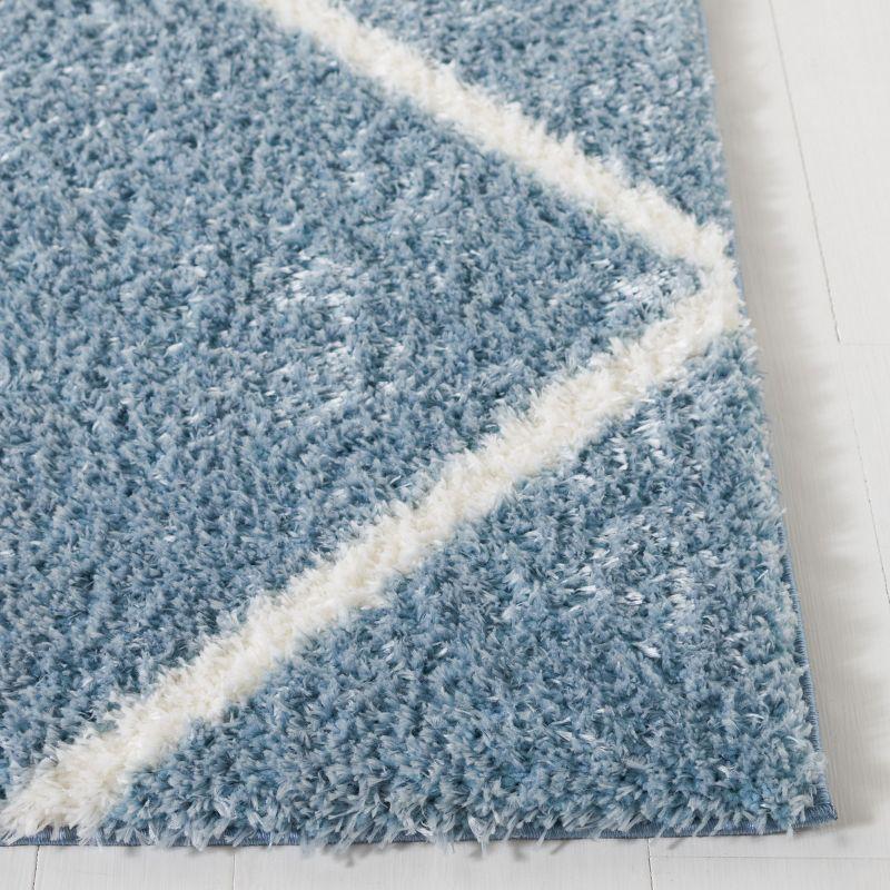 Tahoe Shag THO676 Power Loomed Indoor Accent Rug - Blue/White - 4'x6' - Safavieh