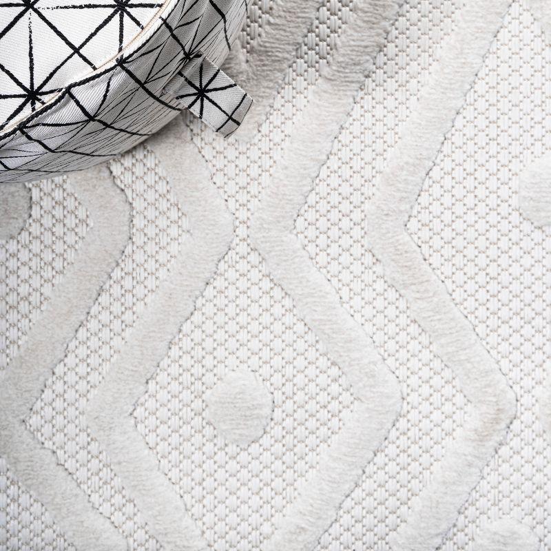 5' x 5' Balansat Moroccan Diamond Indoor/Outdoor Area Rug, Ivory - JONATHAN Y