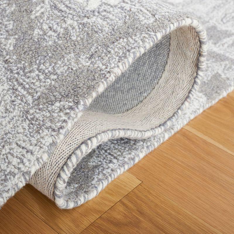 Ikat IKT653 Hand Tufted Runner Rug - Grey/Ivory - 2'3"x8' - Safavieh.