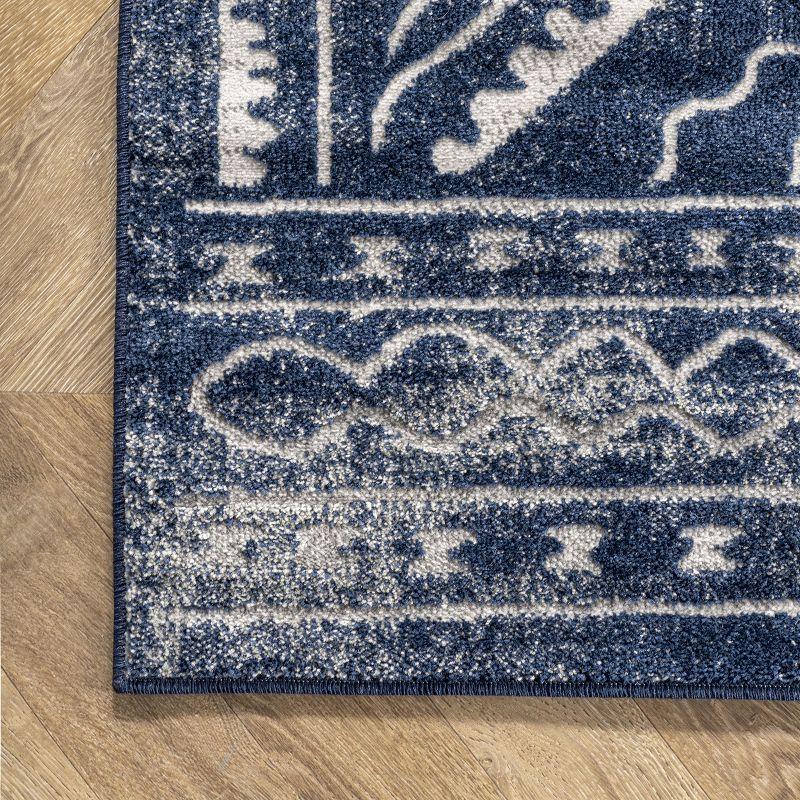 nuLOOM Spencer Aztec Trellis Area Rug