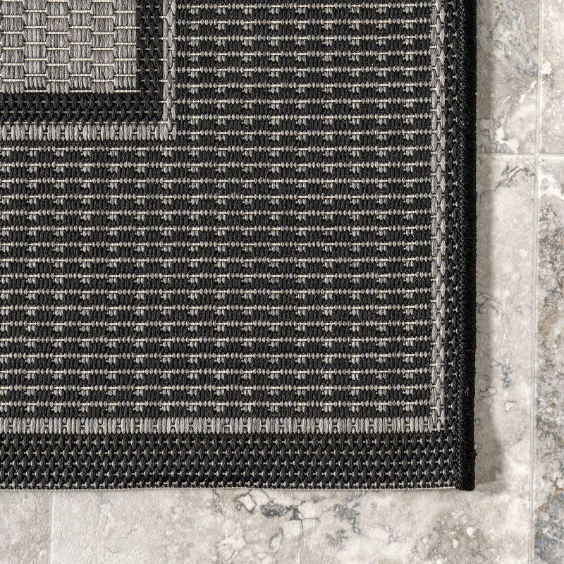 Nuloom Gris Bordered 10 Square Indoor/Outdoor Area Rug for Living Room Patio Deck Front Porch Kitchen, Grey/Black