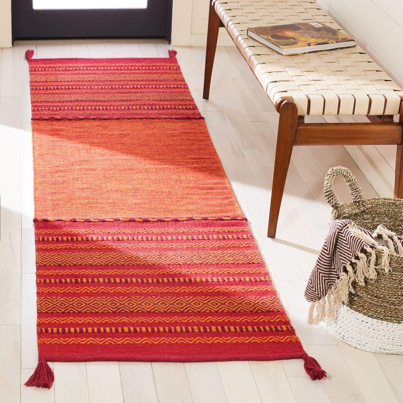 Montauk MTK215 Hand Woven Area Rug  - Safavieh