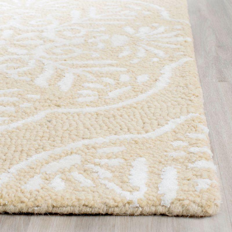 Safavieh Bella Hand Tufted Wool Floral Rug
