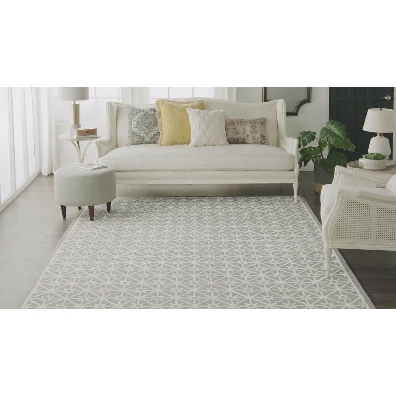 Handmade Vintage-Inspired Tufted Wool Gray Geometric Rug