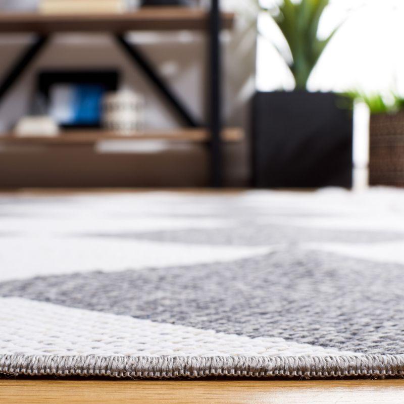 Augustine AGT722 Power Loomed Area Rug - Ivory/Gray - 5'x7'7" - Safavieh.
