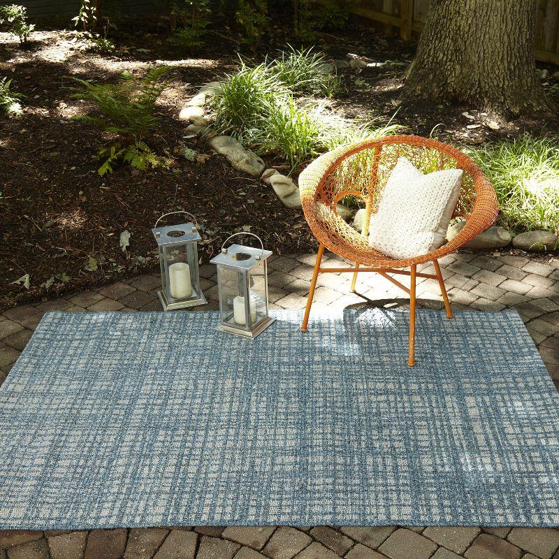 2'x3' Como Indoor/Outdoor Gael Blue Accent Rug - Momeni: Geometric Small Area Rug, Contemporary, All-Weather Design