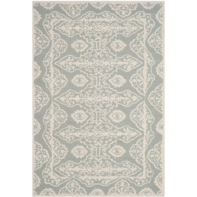 Global Elegance Hand-Tufted Wool 4' x 6' Gray/Ivory Area Rug