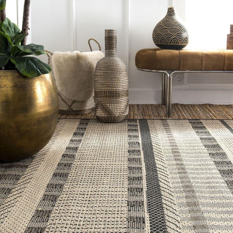 Nuloom Modern Moroccan Megan Indoor Area Rug