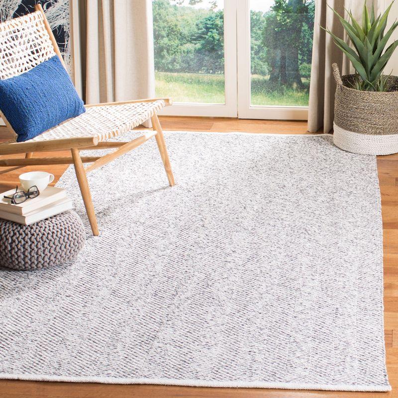 Gray Hand-Tufted Cotton Synthetic Rectangular Rug 3' x 5'