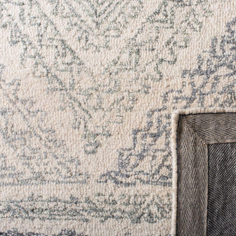 Micro-Loop MLP206 Hand Tufted Indoor Area Rug - Ivory/Grey - 5'x8' - Safavieh