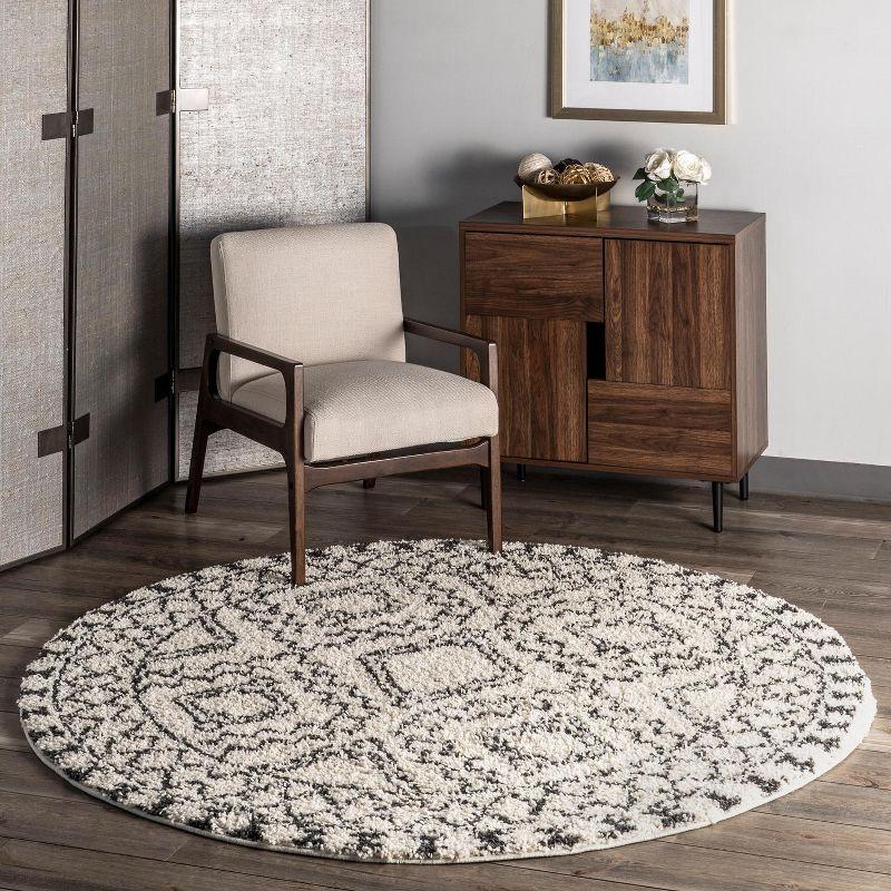 Lacey Moroccan Geometric Off-White Shag Area Rug, 5'3" x 7'7"