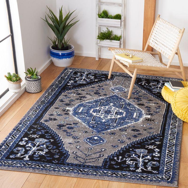 Vintage Hamadan VTH201 Power Loomed Area Rug  - Safavieh