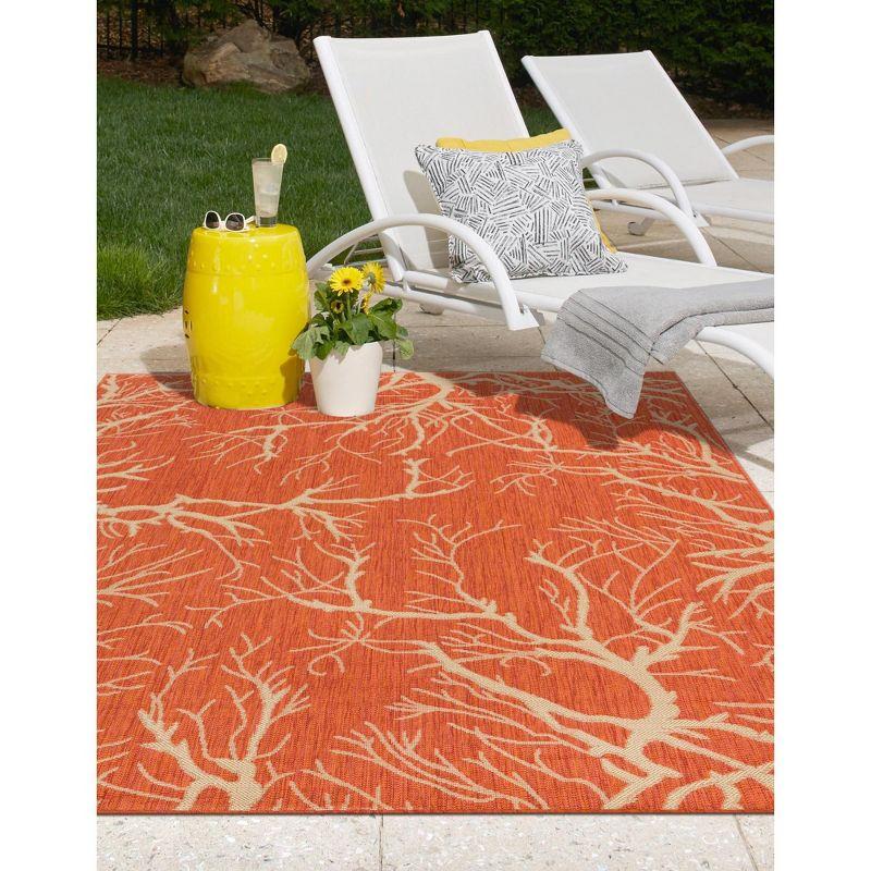 Unique Loom Outdoor Botanical Branch Floral and Botanical Woven Area Rug