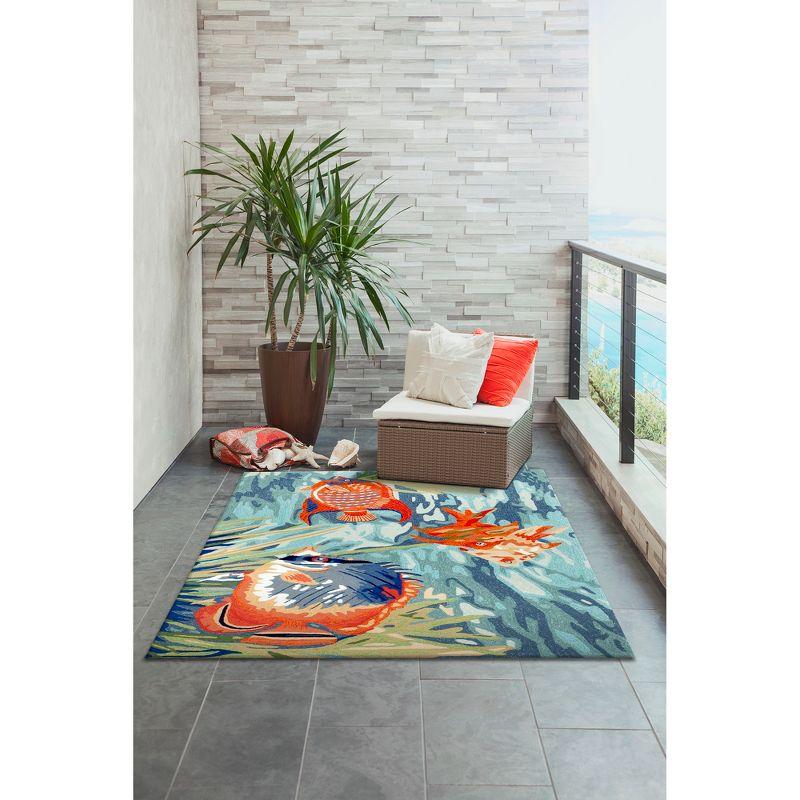 Liora Manne Ravella Tropical Fish Indoor/Outdoor Rug Ocean 7'6" x 9'6"