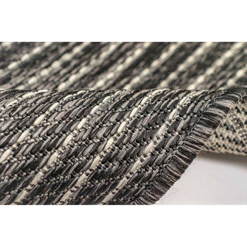 Liora Manne Carmel Texture Stripe Indoor/Outdoor Rug Black 4'10" x 7'6"