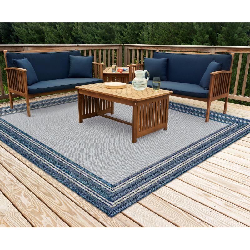 Liora Manne Carmel  Indoor/Outdoor Rug  Navy..