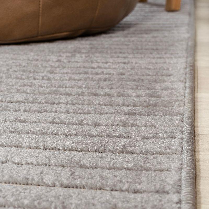 JONATHAN Y Skagen High-Low Minimalist Curve Geometric Gray/Ivory 4 ft. x 6 ft. Indoor/Outdoor Area Rug
