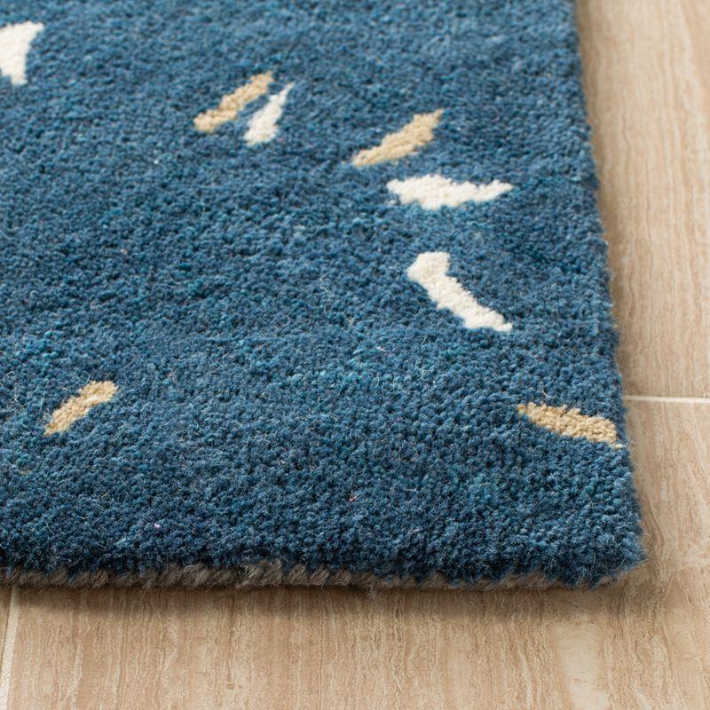 Handmade Tufted Blue Wool and Viscose 5' x 7' Rug