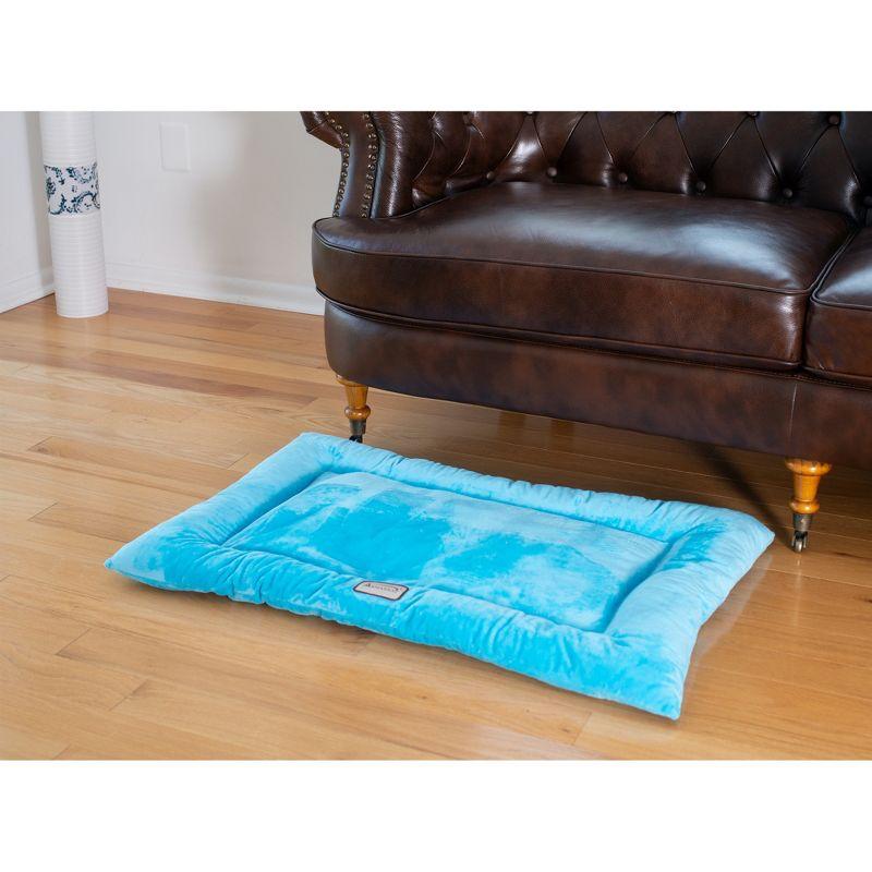 Armarkat Velvet Pet Bed