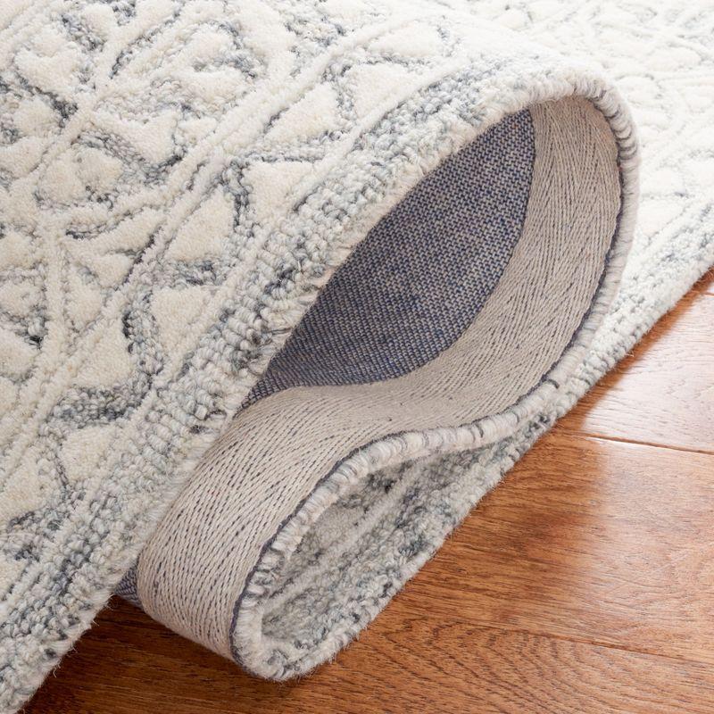Metro MET903 Hand Tufted Indoor Area Rug - Grey/Ivory - 6'x6' - Safavieh