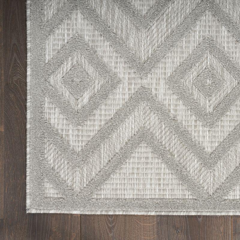 Silver Grey Diamond 6' x 9' Synthetic Reversible Flatweave Rug