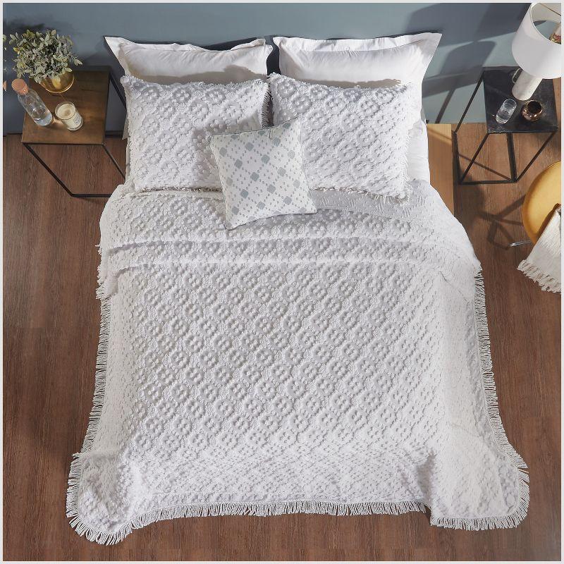 Better Trends Charleston Collection 100% Cotton Bedding sets, Machine Washable Soft and Breathable 4-piece Chenille Bedspread & Sham with Geometric Embroidery, All season