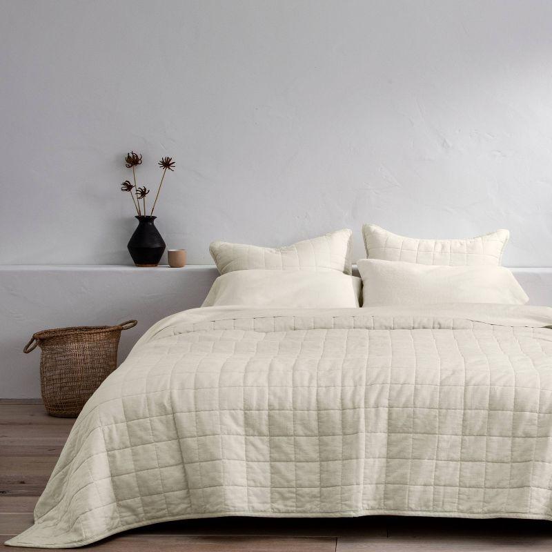 Heavyweight Linen Blend Quilt - Casaluna™