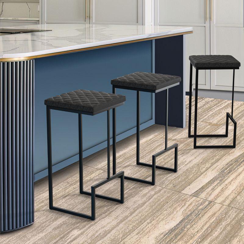 LeisureMod Quincy Modern Quilted Leather Bar Stool – Black Metal Frame Counter Height Chair for Kitchen Island and Counter Seating, Set of 2
