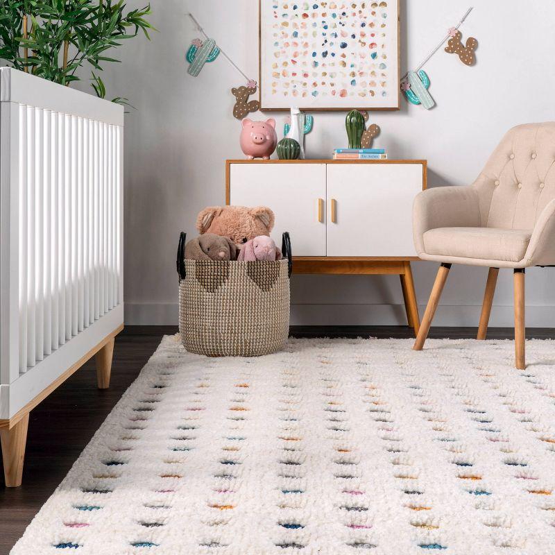 Ivory Polka Dot Braided Tassel Rug 4' x 6'