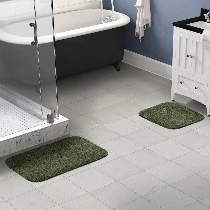 Deep Fern Traditional Nylon 2-Piece Bath Rug Set