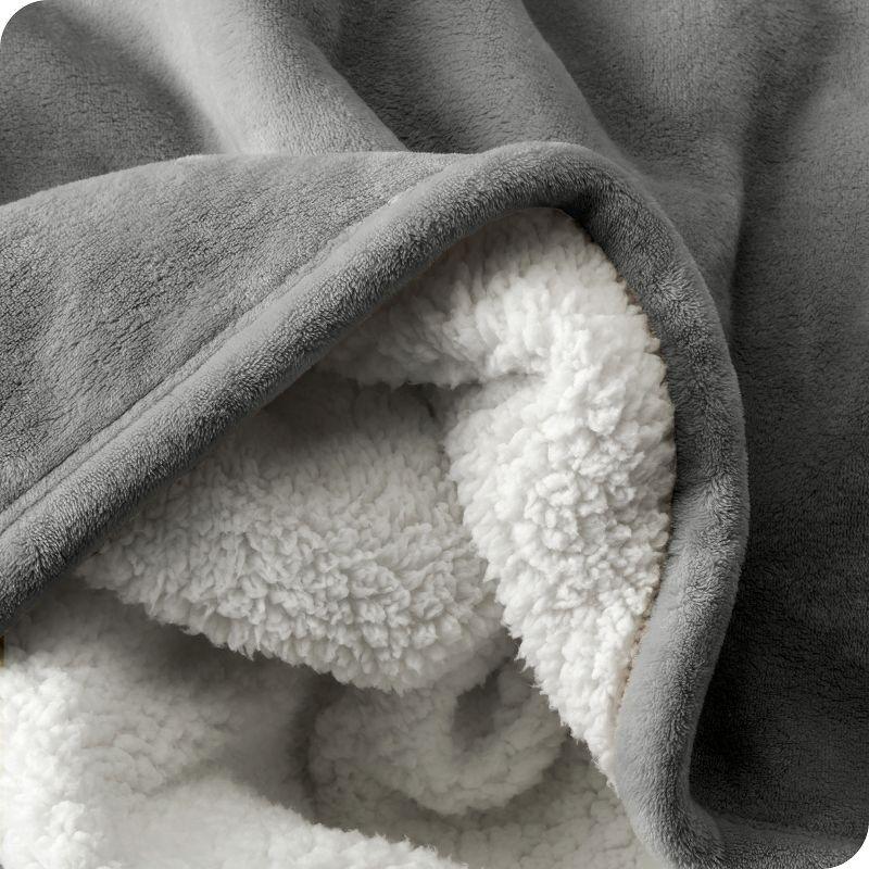 Plush Twin/Twin XL Reversible Sherpa Fleece Blanket in Gray