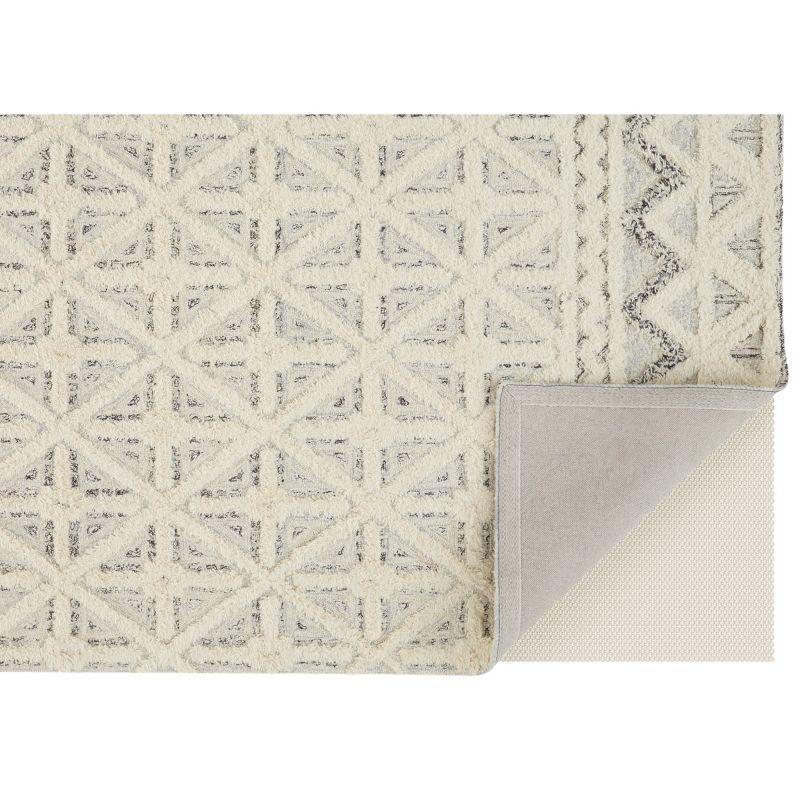 Anica Transitional Geometric Ivory/Black Area Rug