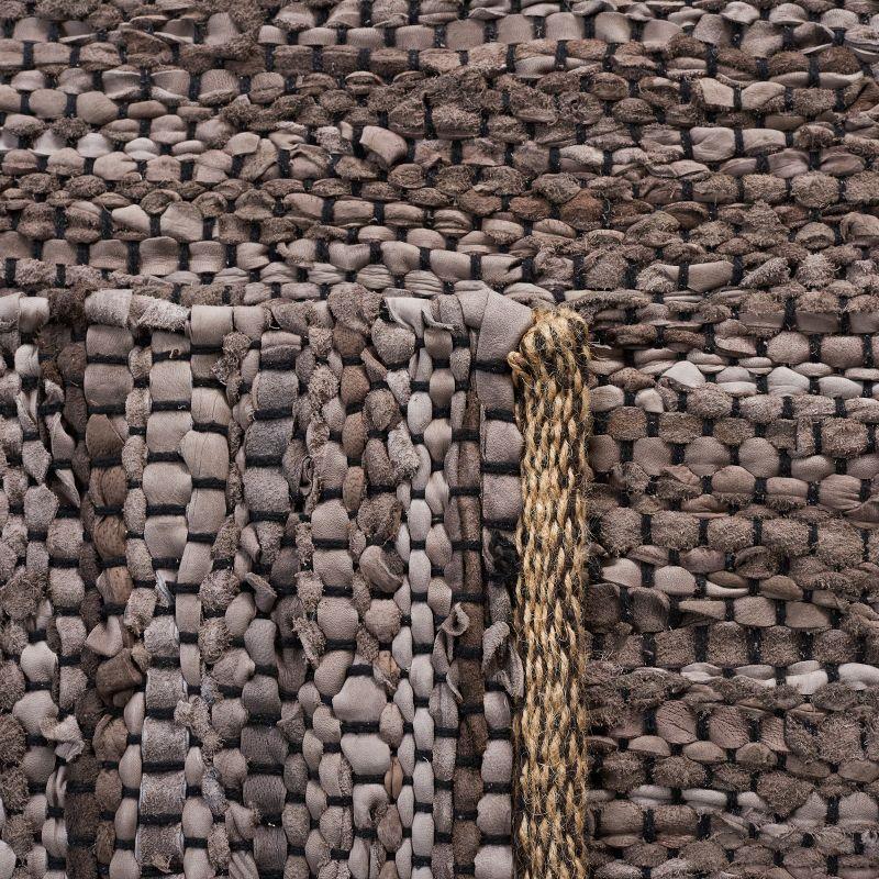 Vintage Leather VTL400 Hand Woven Indoor Accent Rug - Silver/Ivory - 3'x5' - Safavieh