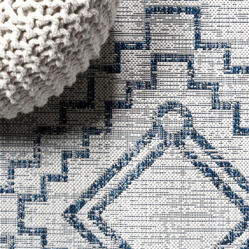 Marokko Diamond  Medallion Indoor/Outdoor Area Rug - JONATHAN Y