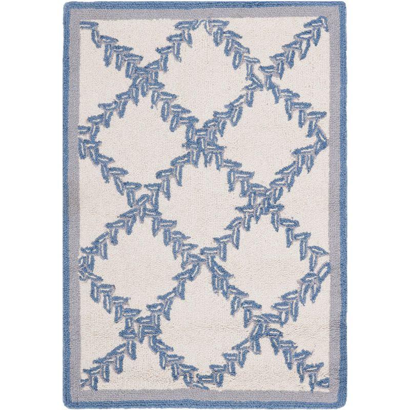 Chelsea HK230 Hand Hooked Accent Rug - Ivory/Light Blue - 1'8"x2'6" - Safavieh.