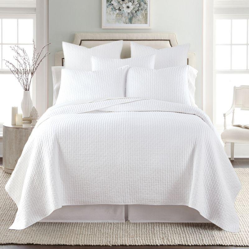 UNIVERSAL WINDOW SOLUTIONS Cross Stitch Bright Quilt Set - 100% Cotton -  King Quilt + 2 King Shams - Reversible - Cotton Fabric