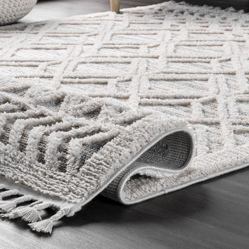 Nuloom 3x5 Ansley Moroccan Tassel Indoor Area Rug, Light Grey, Textured Bohemian Design, Plush High Pile, Stain Resistant, Bedroom, Living Room