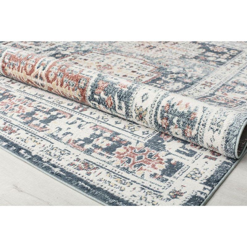 Sundara Vintage Gray Medallion 8'x10' Farmhouse Area Rug