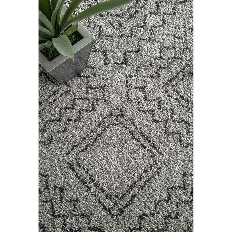 Tasseled Geometric Shag Area Rug in Gray, 12' x 15', Synthetic