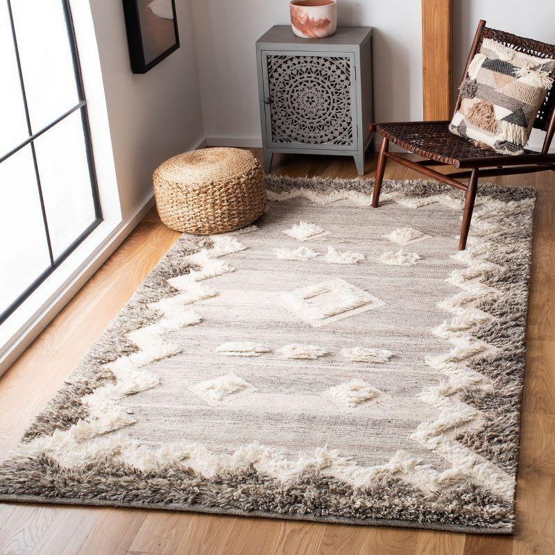 Ivory Bohemian Hand-Knotted Wool 6' x 9' Rectangular Rug